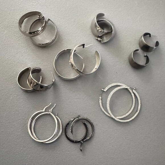 Lot of Silver Hoop earings great condition - Picture 1 of 9